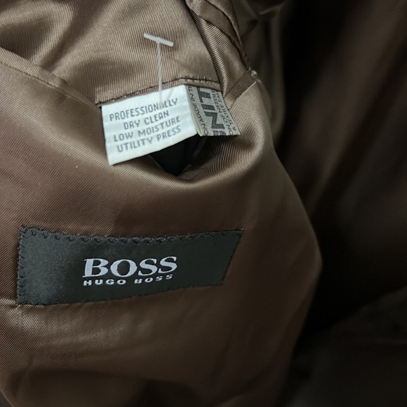 Hugo Boss Velvet Brown Lined Classic Blazer Size Large - Picture 11 of 11